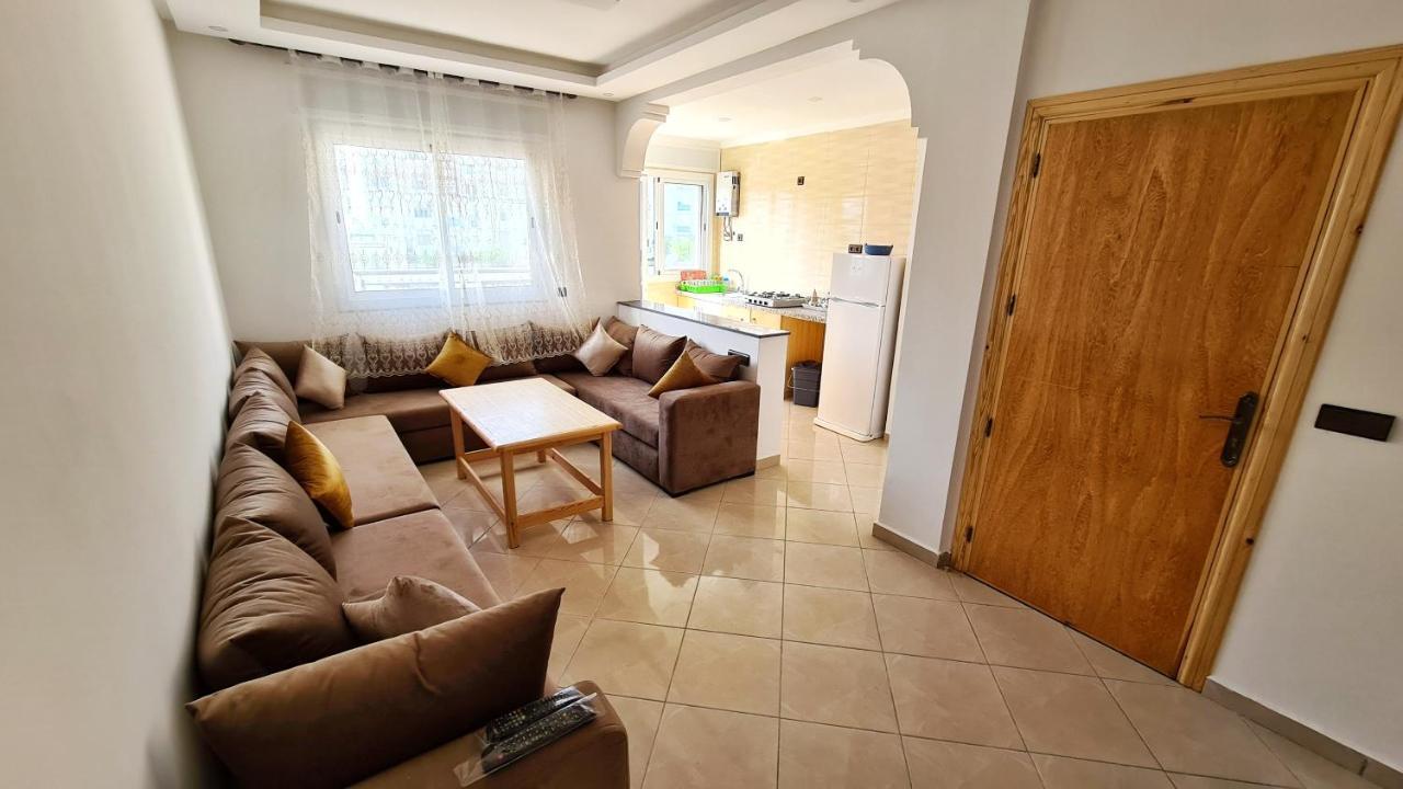 Enjoy Your Vacation Here, 1 Min To The Beach, Only For Families !! Martil Esterno foto