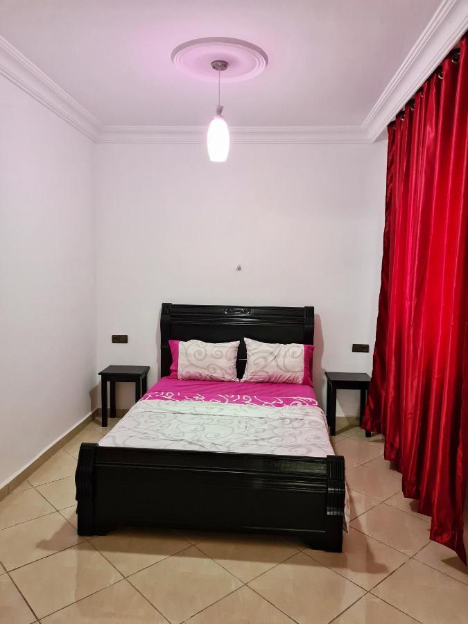 Enjoy Your Vacation Here, 1 Min To The Beach, Only For Families !! Martil Esterno foto