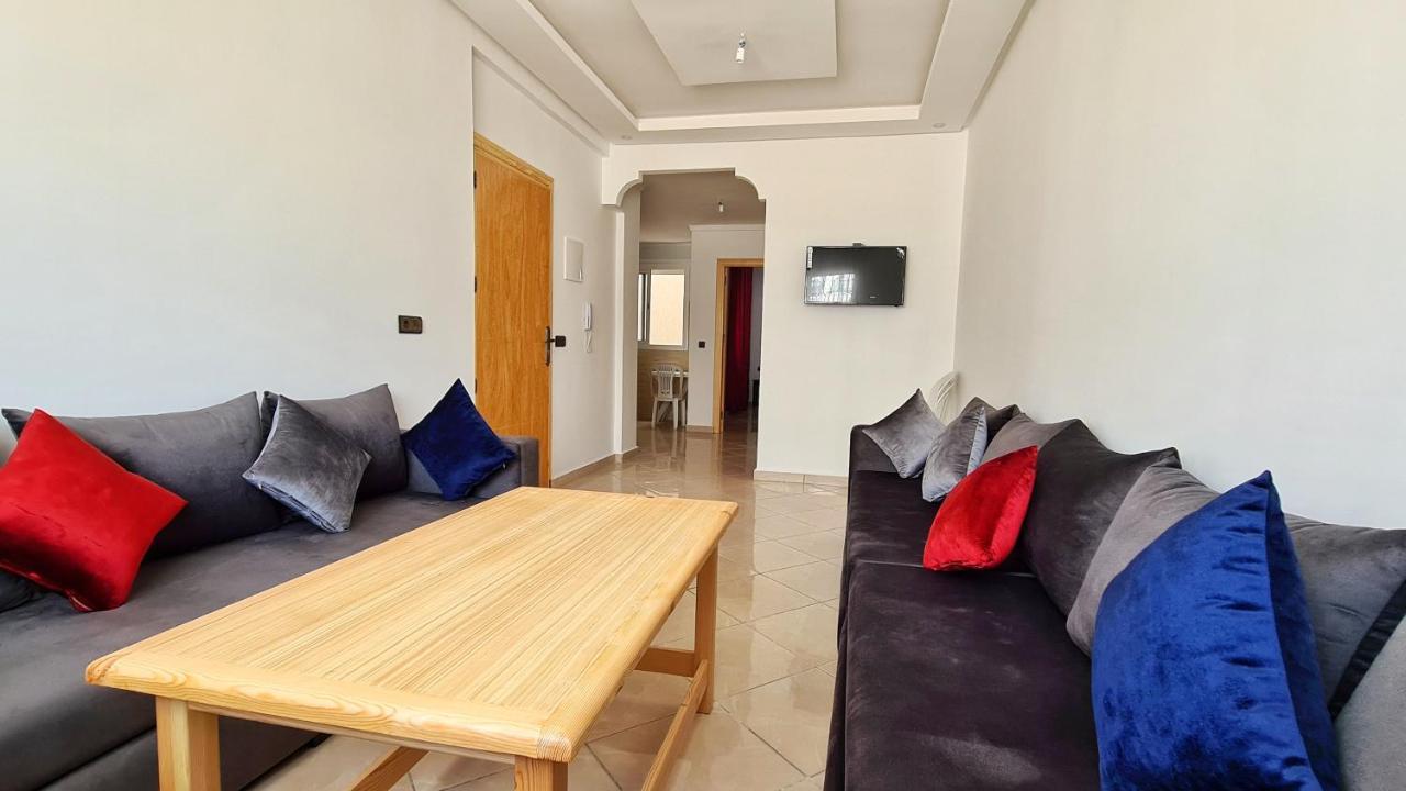 Enjoy Your Vacation Here, 1 Min To The Beach, Only For Families !! Martil Esterno foto